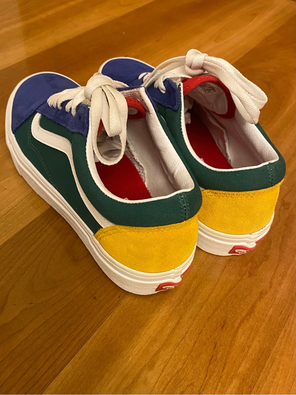 Vans Unisex Old Skool Yacht Club Sneakers - Picture 6 of 8